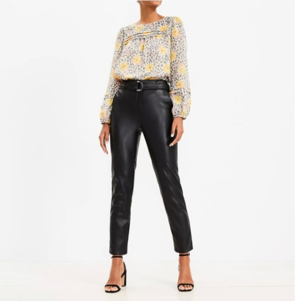 Loft Belted Slim Taper Pants in Faux Leather Black Size 4